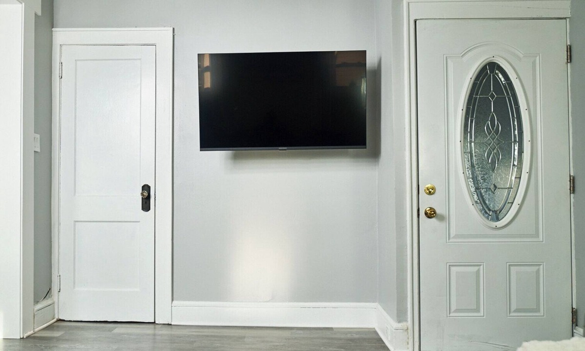 Irvington Apartment | Fully Furnished 4 bedrooms All Utilities & WiFi included.