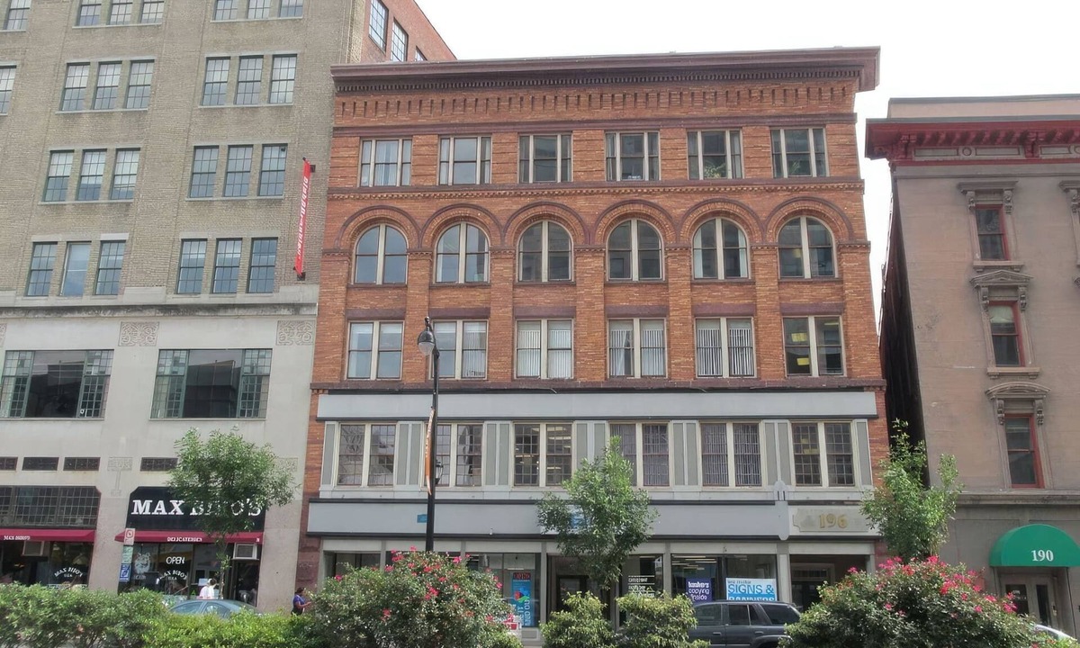 Downtown Hartford Apartment | Fully Furnished Private Studio Loft Free Utilities Elevator