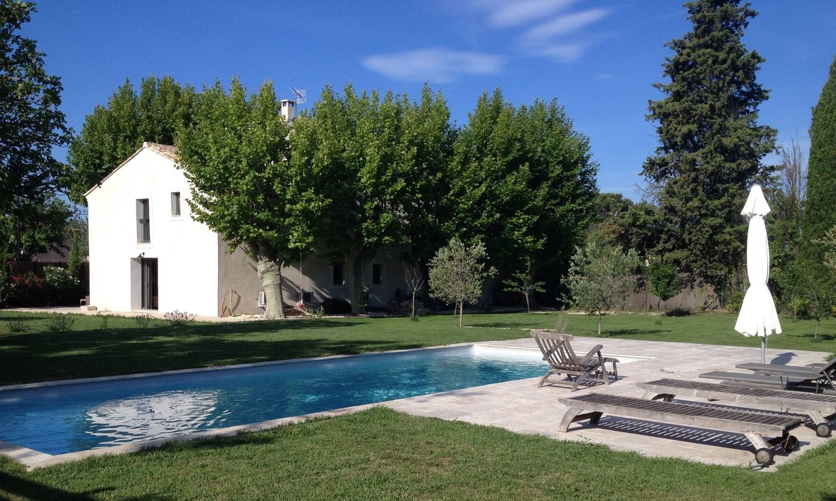Loriol-du-Comtat House | Fully renovated farmhouse with swimming pool
