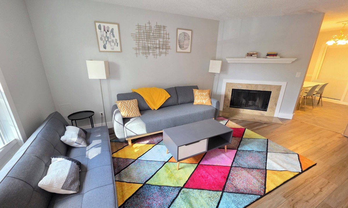 Carrboro House | Fully Renovated 2 bdrm/2.5ba near UNC & Weaver St!