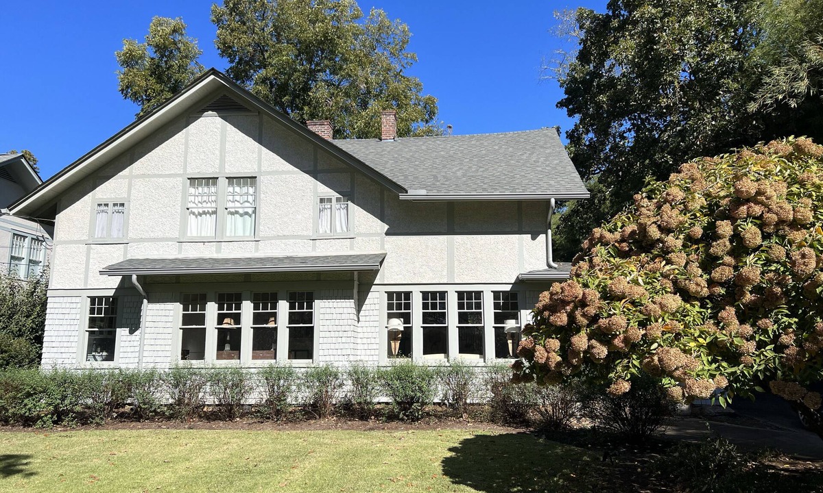 Athens House | Fully Renovated Historic Home Steps from UGA