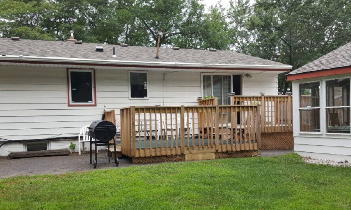 St. Paul House | Fully StockedCozy House