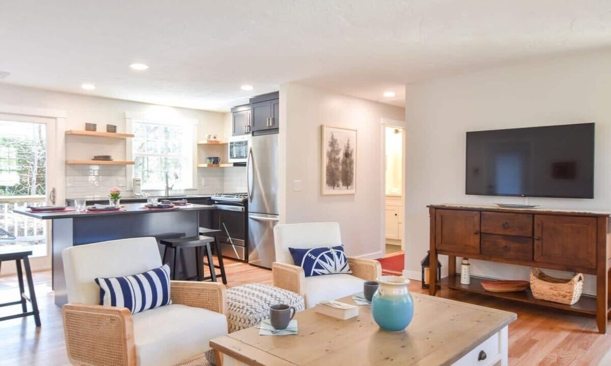 South Chatham House | Fully Updated Home w/Great Outdoor Space!