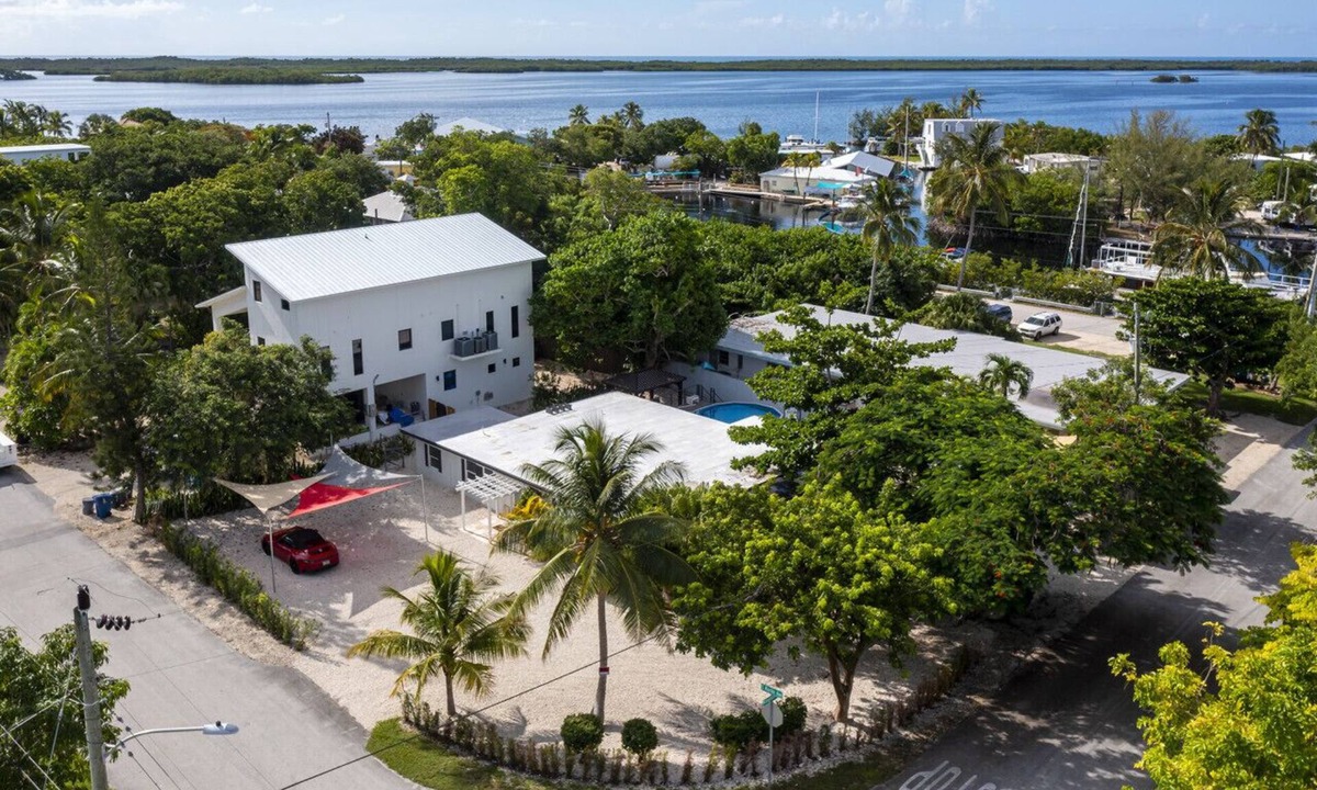 Anglers Park House | Fully updated Keys home with pool