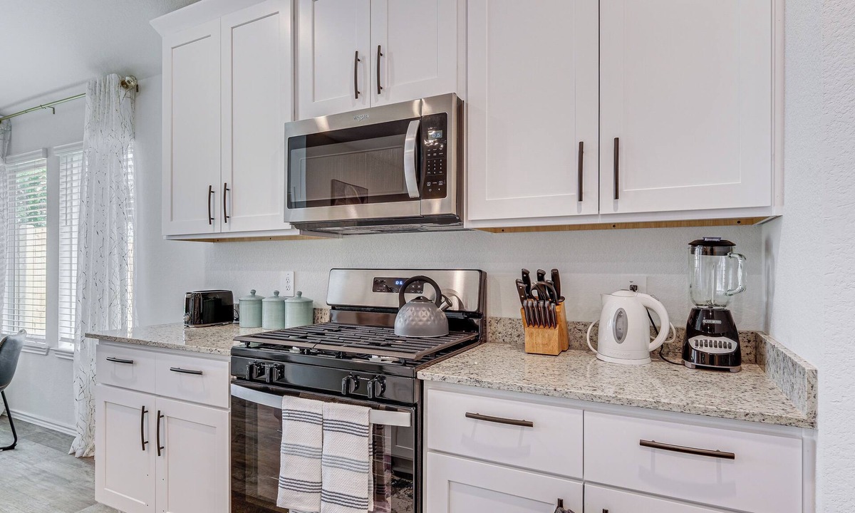 Barker House | Fulshear Home w/Private Backyard & Community Pool