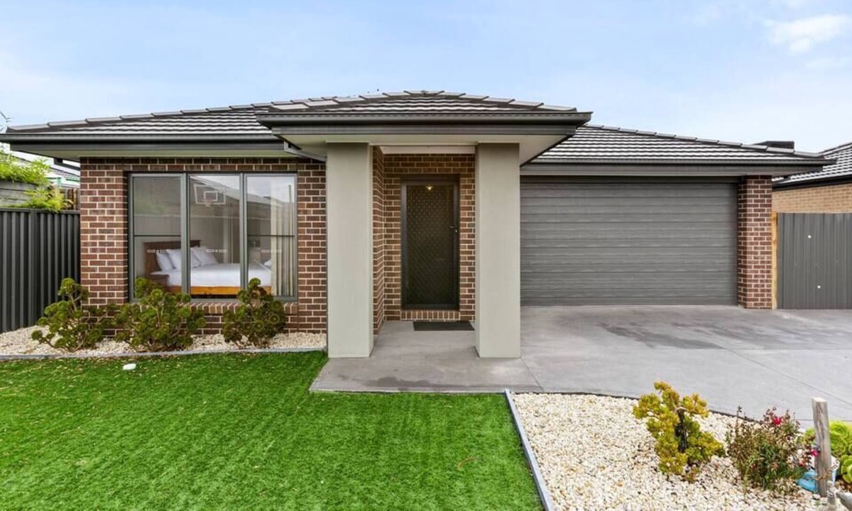 Lara House | Fun at Foxglove Summa