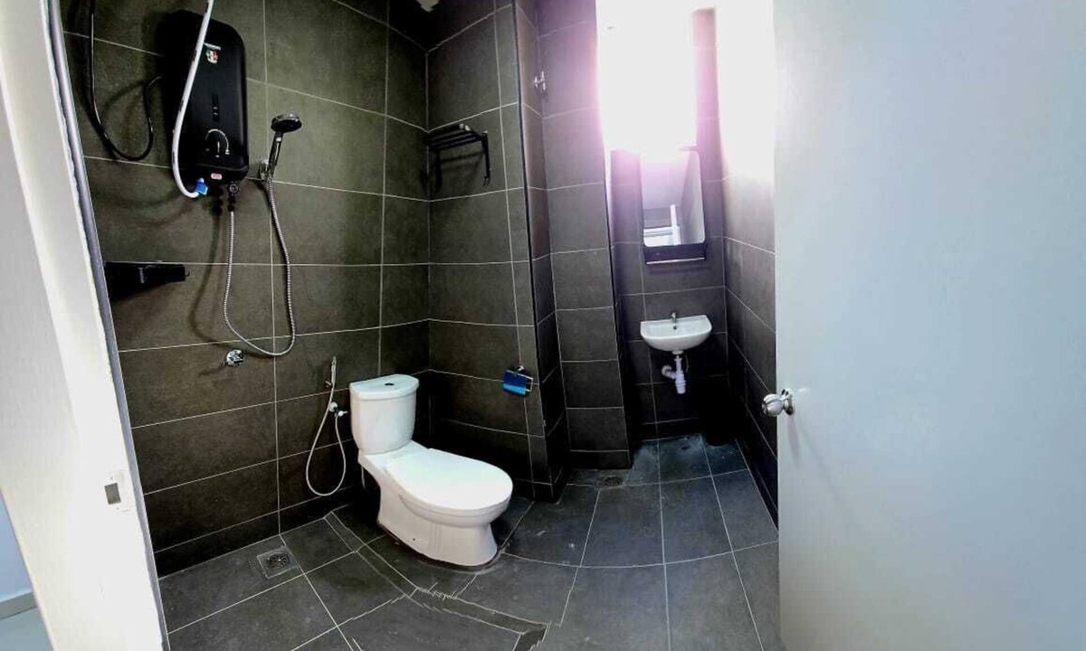 Masai Apartment | Fun-Filled Condo : Midas