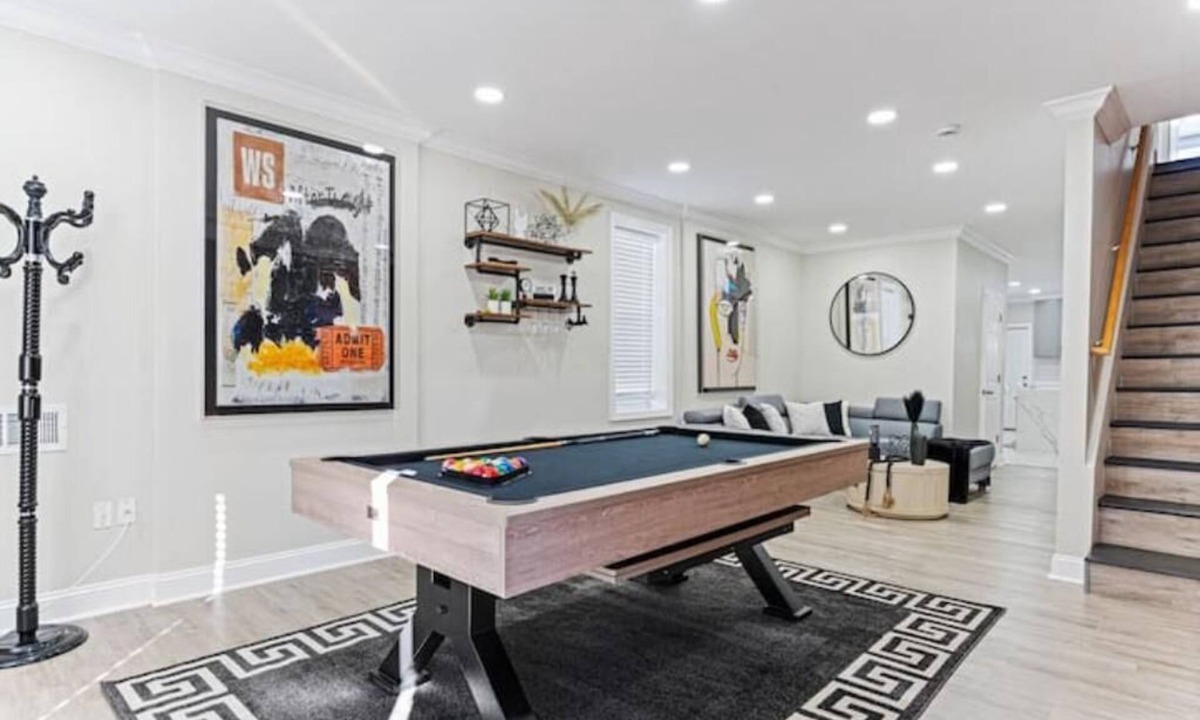 Camden House | Fun, Stylish, Pool table, Darts