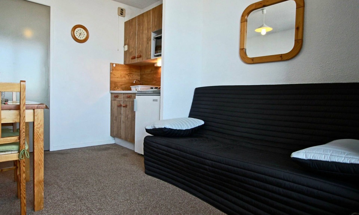 Chamrousse Apartment | Functional studio for 4, pets allowed