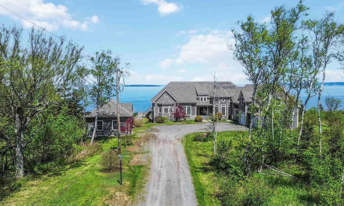 Bay of Fundy & Annapolis Valley House | Fundy Bay Coastal Estates - Annapolis Valley