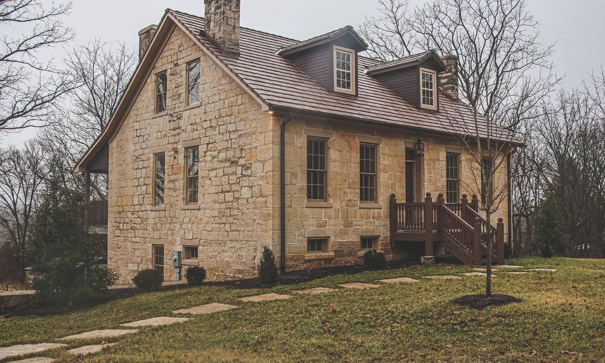 Renault House | Funks Inn, a post civil war era home restored as it was in 1870.
