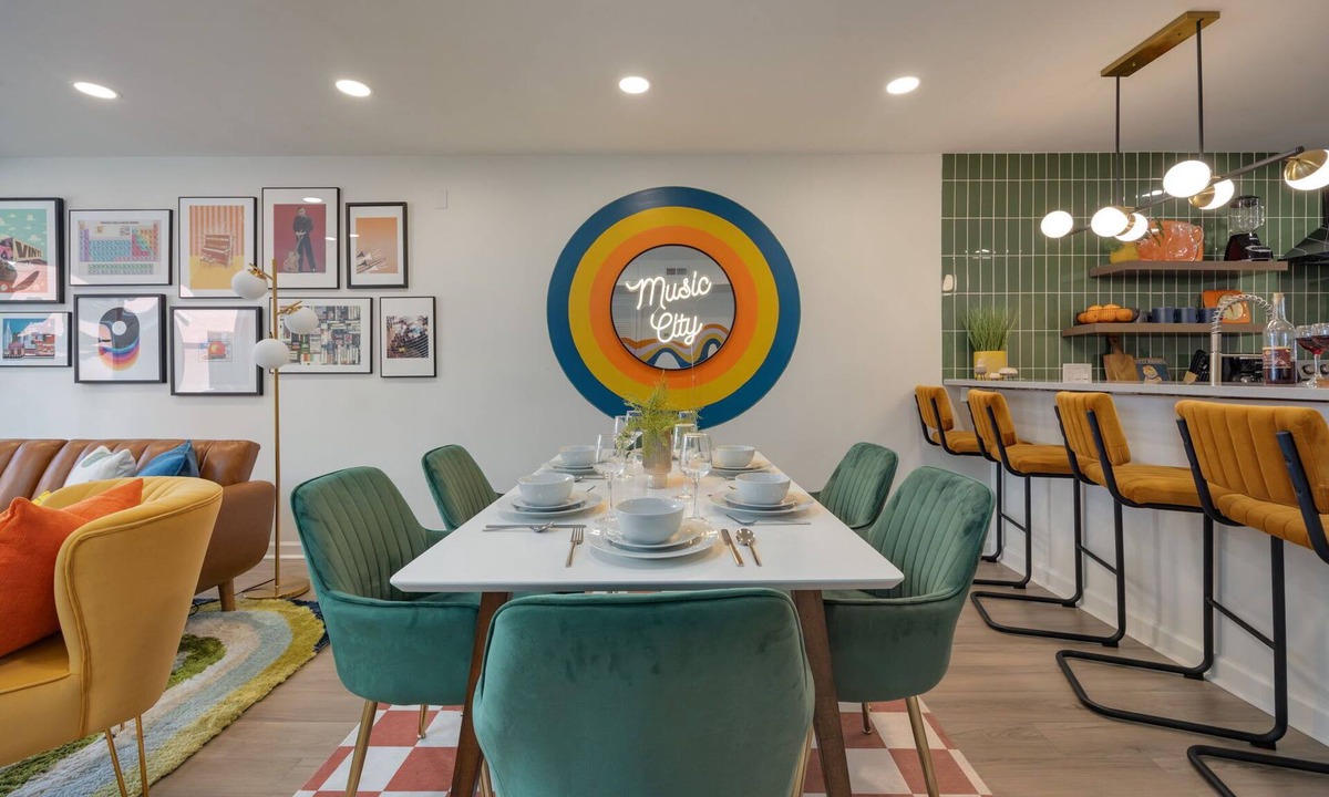 Rutledge Hill Condo | Funky Town - Walkable to Nashville Attractions