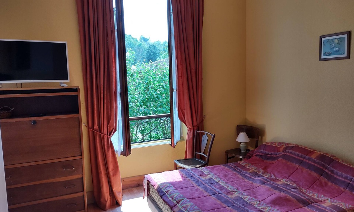 Bourbonne-les-Bains Apartment | Furnished 2-bed apartment sleeps 4