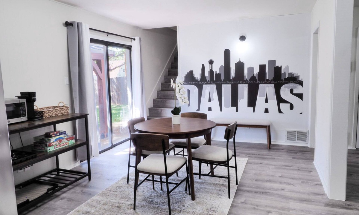Euless House | Furnished 3BR Home 30+ Day Stays Near DFW Airport