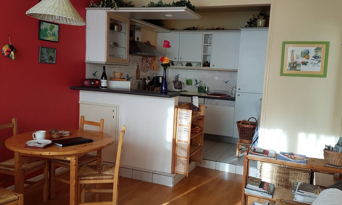 Saint-Louis Apartment | Furnished apartment in Samain, Versailles