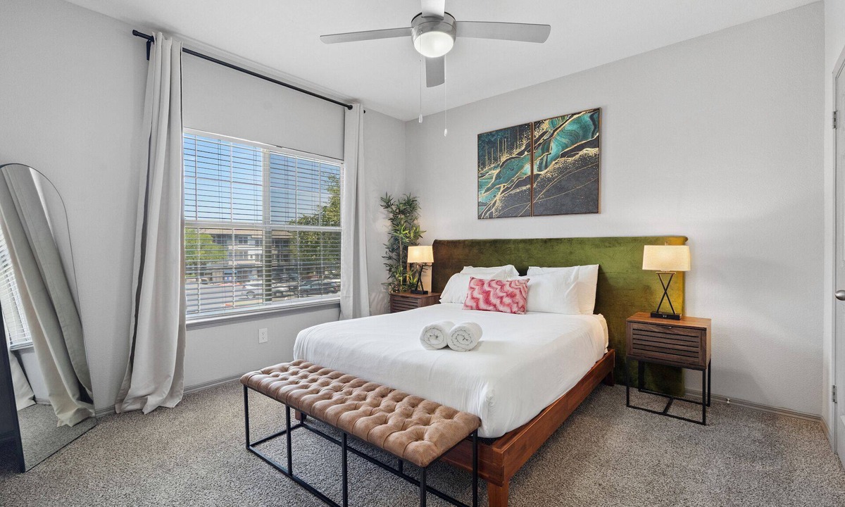 North Burnet Apartment | Furnished Apartments Next to the Domain