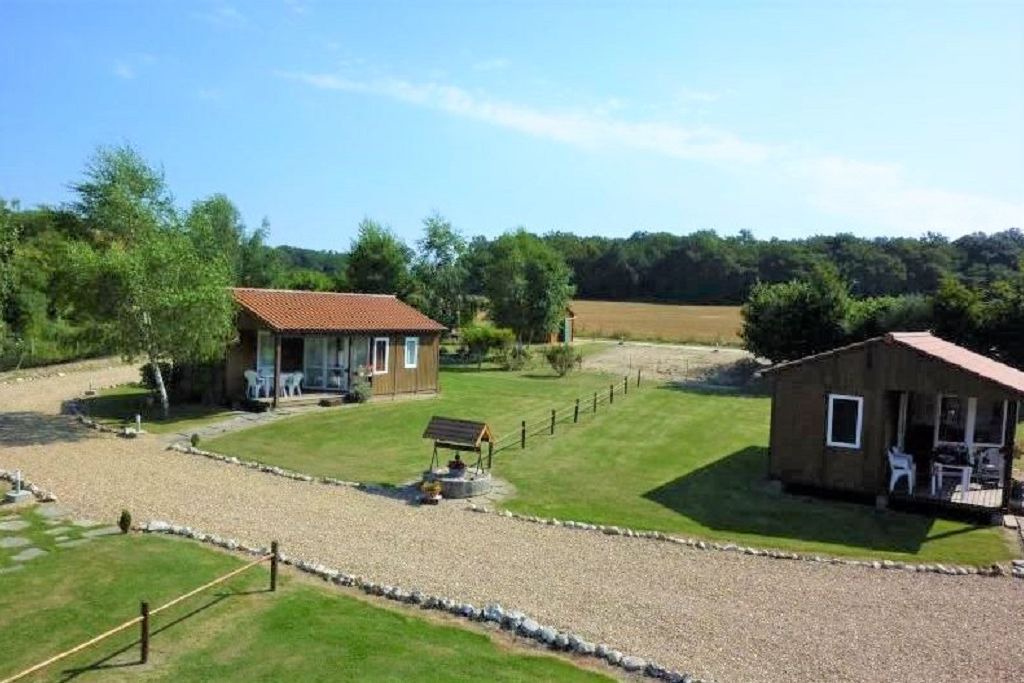 Autry-le-Chatel Ski Chalet | Furnished cottage 2 hours from Paris / between countryside and forest / Les Chalets du Quignon