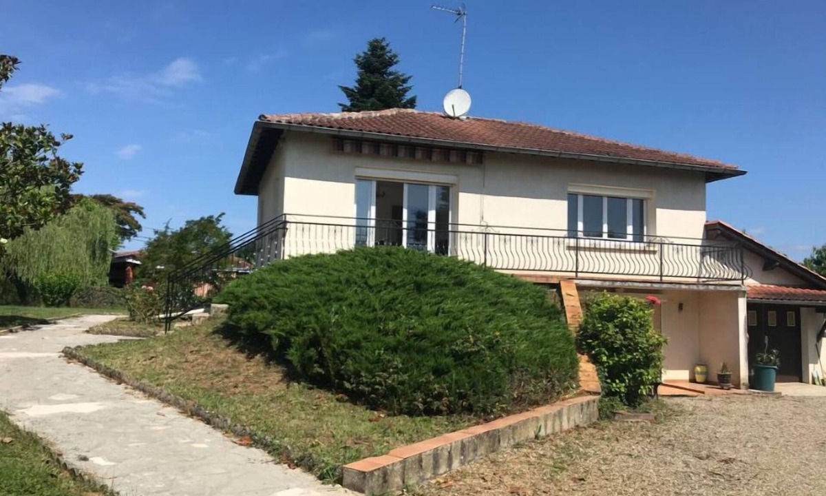 Montauban House | Furnished house