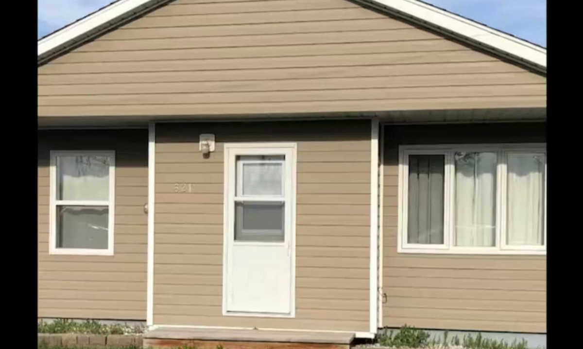 Geraldton House | Furnished house in Geraldton