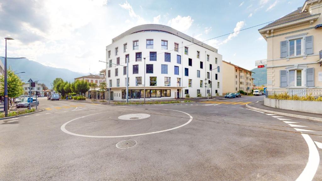 Aigle Apartment | Furnished Studio #201 - Swiss Resort Aigle