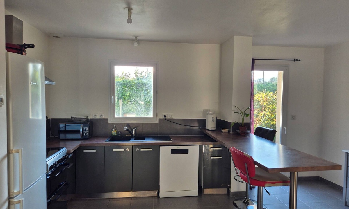 Angouleme House | Furnished townhouses