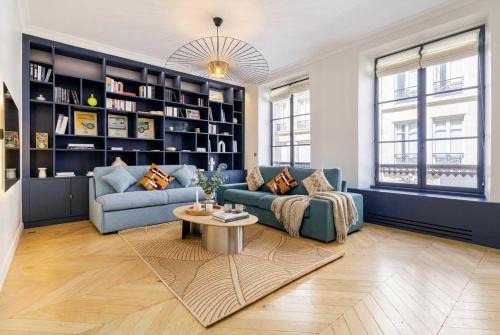 Quartier du Mail Apartment | FurtiveStay - Sentier - 5 Jeuneurs