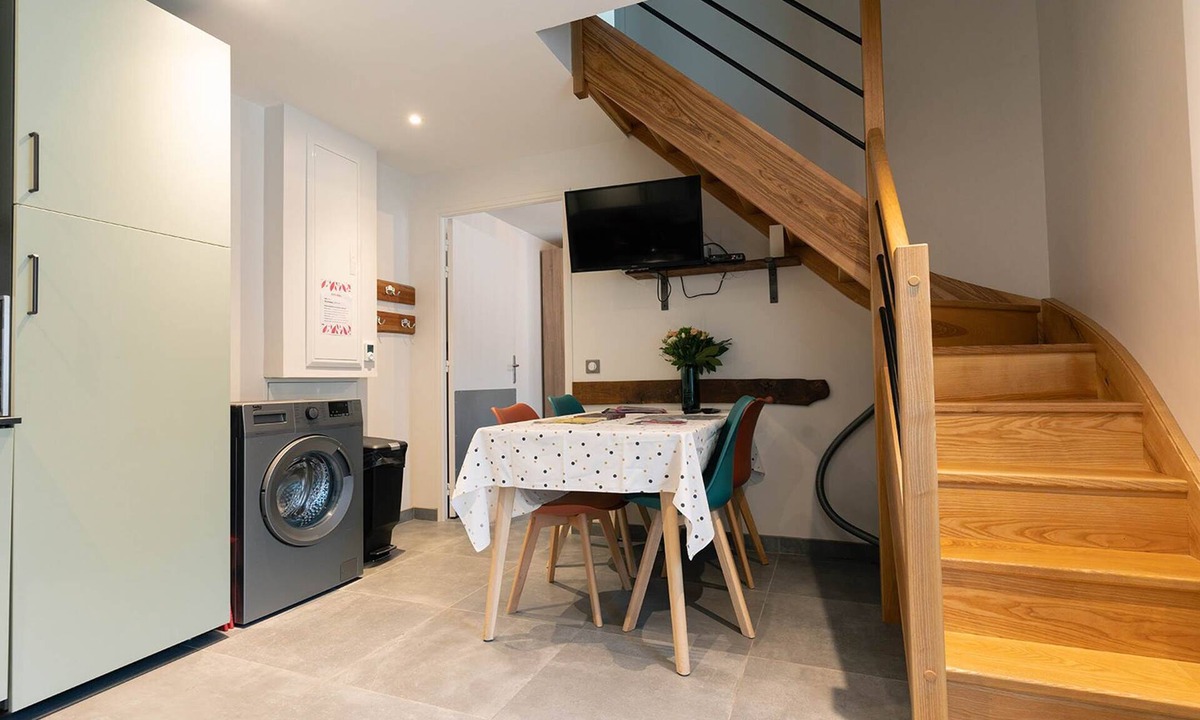 La Madelaine-sous-Montreuil Apartment | Gîte Abel, sleeps 4