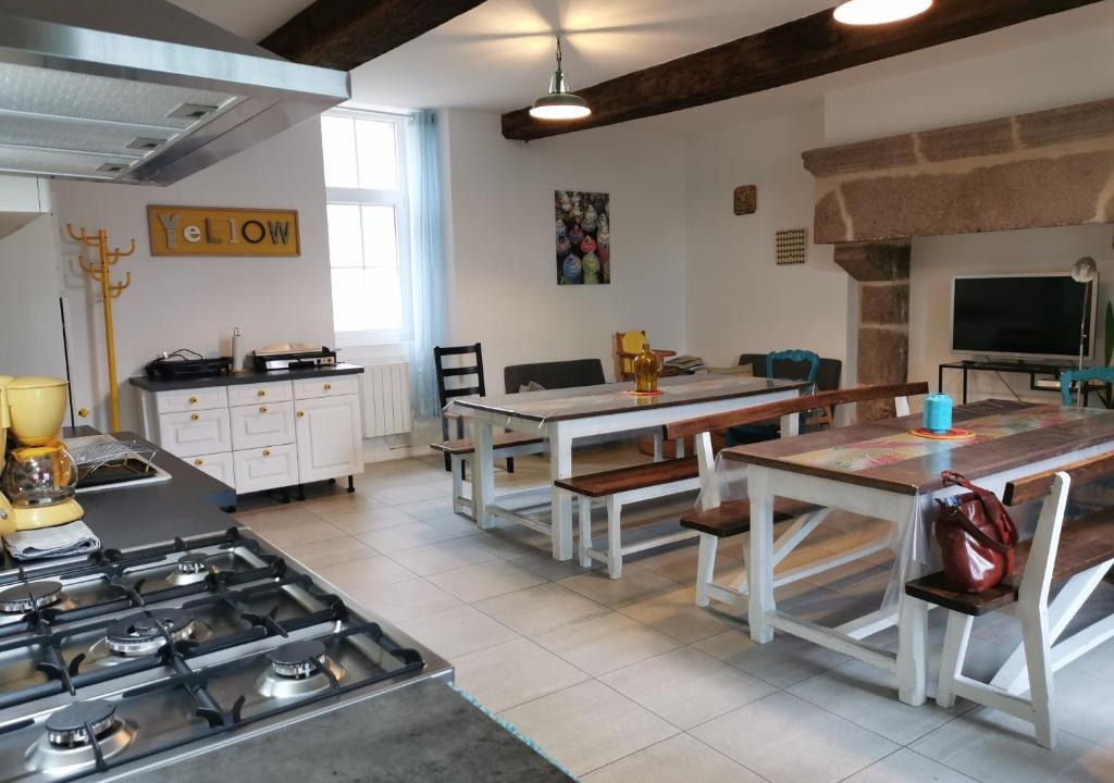 Saint-Martin-des-Tilleuls House | Gîte à 15 mn du Puy du F0U La Halte Martinoise