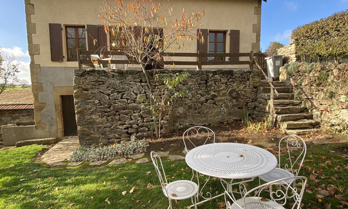 Marcillat-en-Combraille House | Gîte à la camapagne