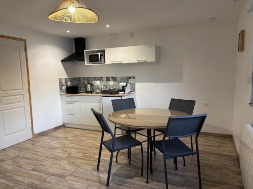 Cerans-Foulletourte House | Gîte à la campagne 2