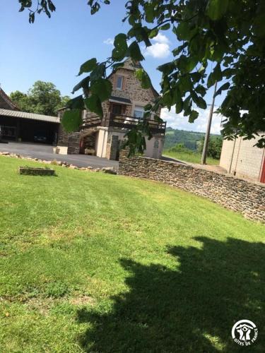 Grand-Vabre House | Gîte à la Ferme