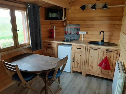 Mazan-l'Abbaye Ski Chalet | Gîte à la ferme- Chalet à la nuitée