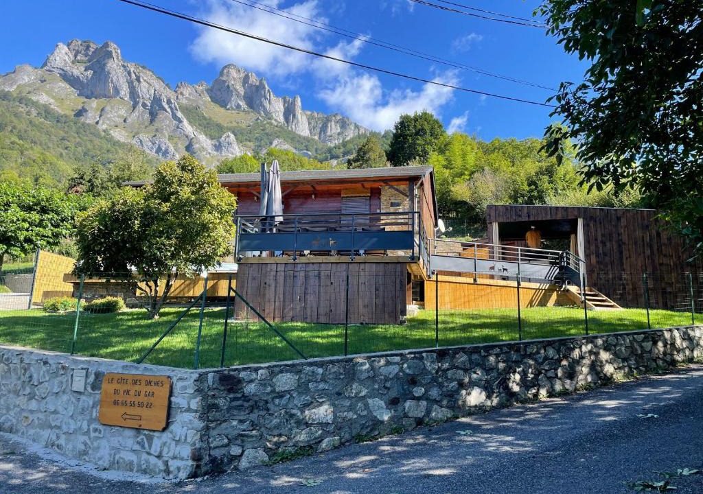 Bezins-Garraux House | gîte à la montagne au calme