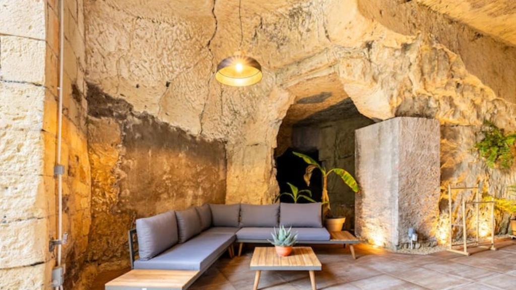 Parnay House | Gîte 21 route de saumur