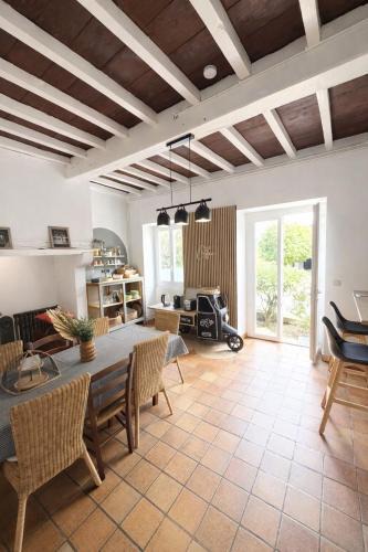 Monein Villa | Gîte 4 étoiles Atout France,4 chambres, extérieur, Béarn Pyrénées