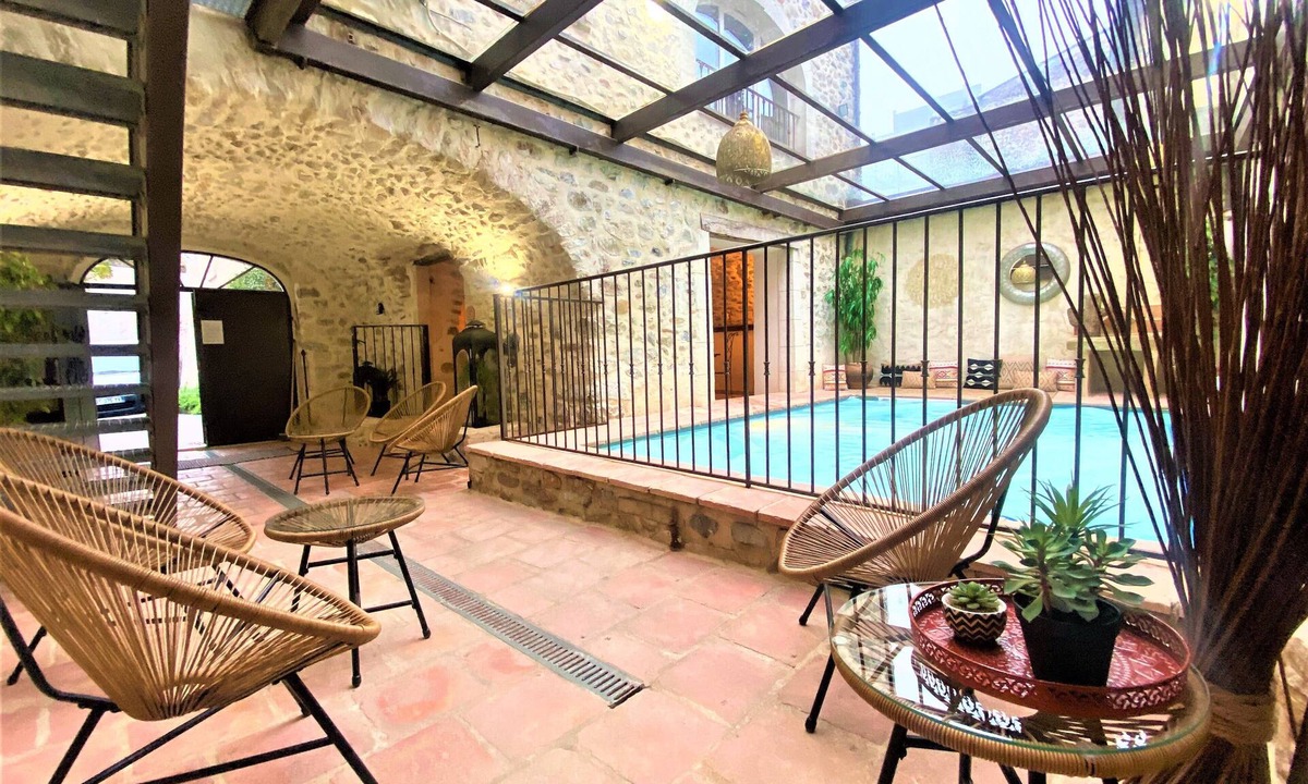 Vallon-Pont-d'Arc Apartment | Gîte 4* for 6p, 3ch, 100m2, HEATED SWIMMING POOL, PATIO