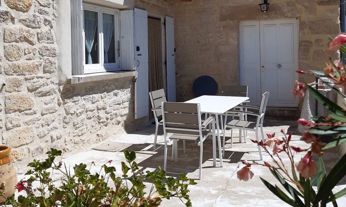 Vagnas House | Gîte 4 Pers. Calme et Campagne à Moins de 10 Minutes des Gorges de L'ardèche