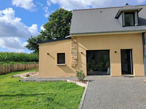 Marcilly House | Gîte 6pers proche Mont-St-Michel - calme & jardin