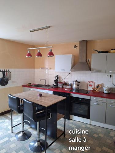 La Souterraine Apartment | Gîte 6 personnes