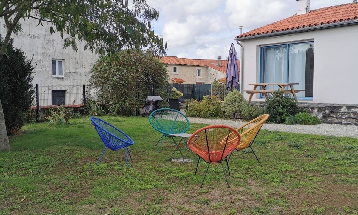 Xanton House | Gîte 8/9 Personnes " Les 4 Saisons"