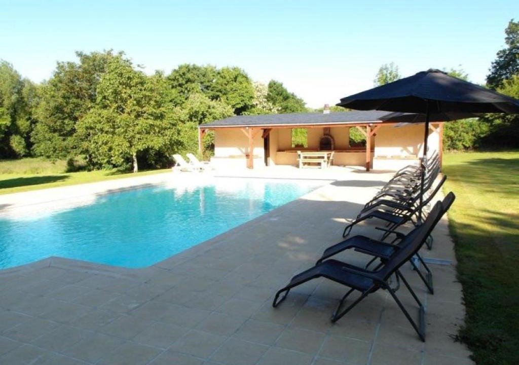 Asnieres sur Vegre House | Gîte Asnières-sur-Vègre, 4 pièces, 6 personnes - FR-1-410-244