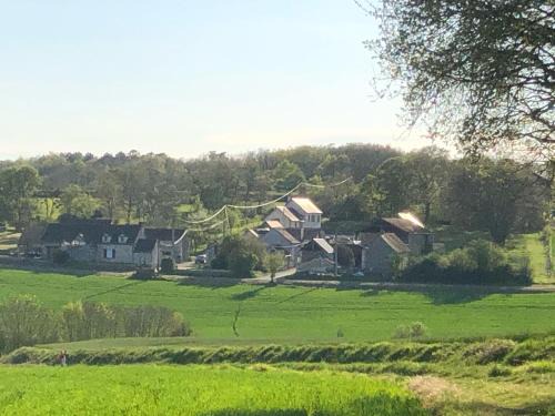 Coussay-les-Bois House | Gîte au calme entièrement rénové