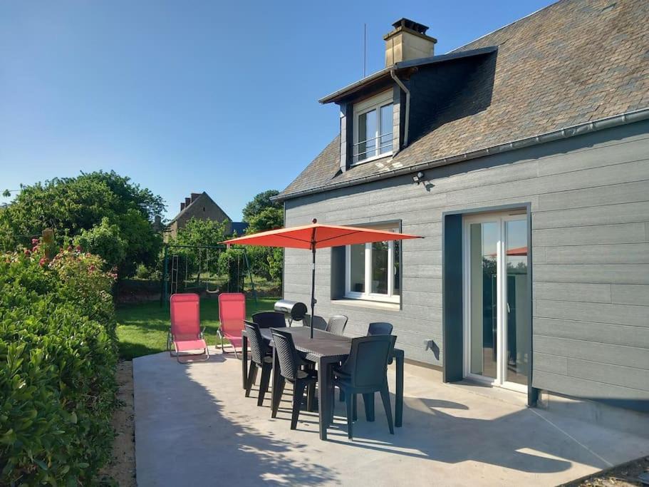 Courtils House | Gîte Au Soleil des Noës