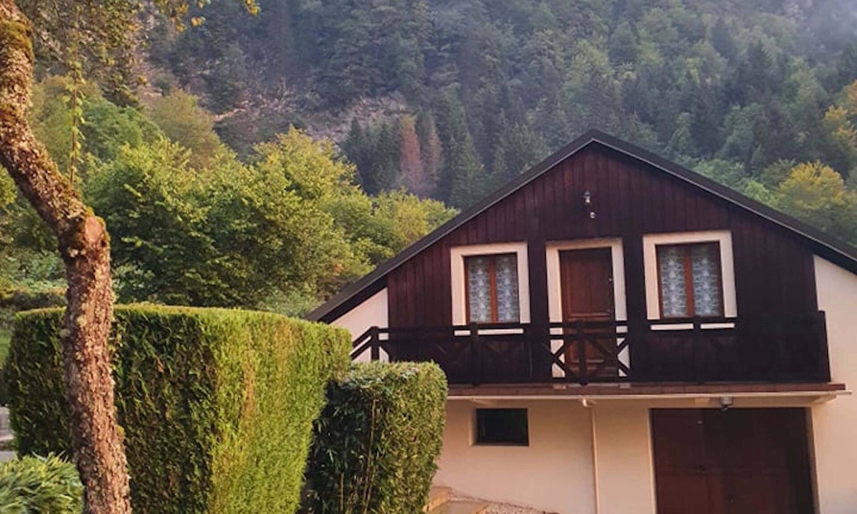 Septmoncel House | Gîte Avec Sauna