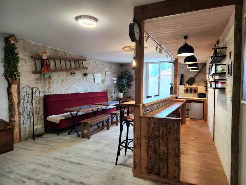 Etreval Apartment | Gîte avec bar et four à pizza