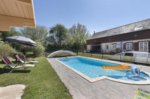 Noyant-Villages House | Gîte Bricabroc 2 adultes 2 enfants