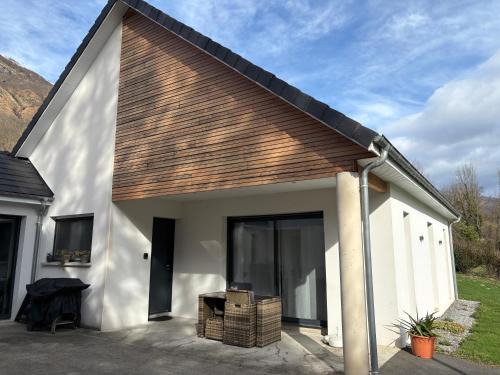 Laruns House | Gîte Camdeborde 2 personnes au cœur du village de Laruns