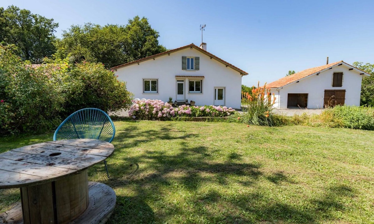 Eyres-Moncube House | Gîte Capérot - Eyres Moncube