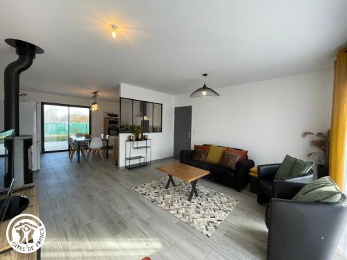 Aubigny House | Gîte chaleureux entre mer et nature, Nieul-le-Dolent - FR-1-426-574