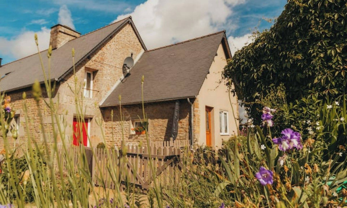 Cherence-le-Heron Cottage | Gîte Charmant à la Campagne